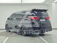 2025 Toyota Alphard