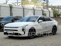 2025 KIA K8