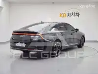 2025 KIA K8