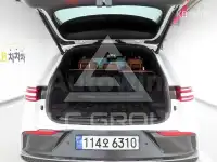 2025 Genesis GV70