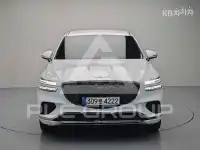 2025 Genesis GV70