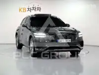 2025 Genesis GV70