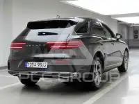 2025 Genesis GV70
