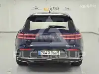 2025 Genesis GV70