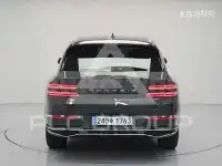 2025 Genesis GV80