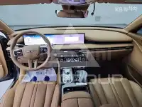 2025 Genesis G80