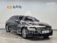 2025 Genesis G80
