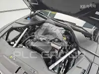 2025 Genesis G80