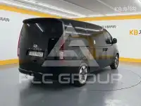 2025 Hyundai Staria