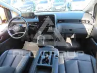 2025 Hyundai Staria