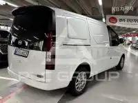 2025 Hyundai Staria