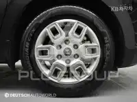2025 Hyundai Staria