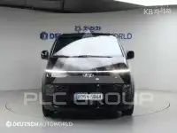 2025 Hyundai Staria