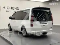 2025 Hyundai Staria