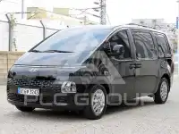 2025 Hyundai Staria