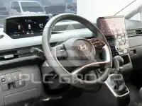 2025 Hyundai Staria