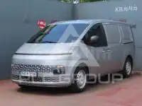 2025 Hyundai Staria