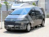 2025 Hyundai Staria