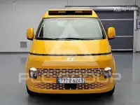 2025 Hyundai Staria