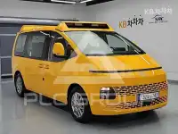 2025 Hyundai Staria