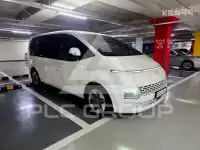 2025 Hyundai Staria