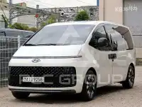 2025 Hyundai Staria