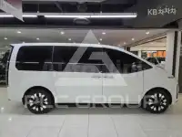 2025 Hyundai Staria