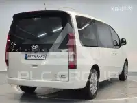 2025 Hyundai Staria