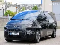 2025 Hyundai Staria