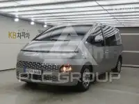 2025 Hyundai Staria
