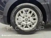 2025 Hyundai Staria