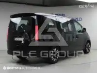 2025 Hyundai Staria