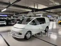 2025 Hyundai Staria