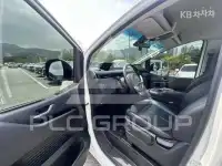 2025 Hyundai Staria