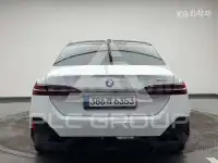 2026 BMW 523