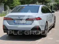 2026 BMW 523