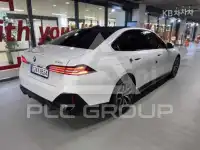 2026 BMW 523