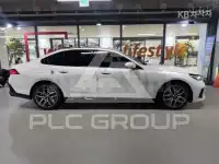 2026 BMW 523