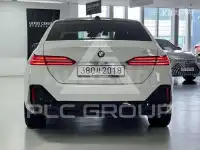 2026 BMW 523