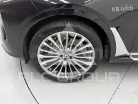 2026 BMW X7