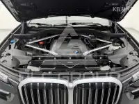 2026 BMW X7