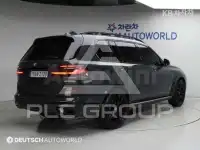 2026 BMW X7
