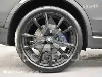 2026 BMW X7