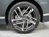 2026 Genesis G80