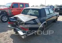 1982 Chrysler New Yorker фото