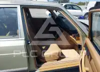 1982 Mercedes Benz E 300 photo