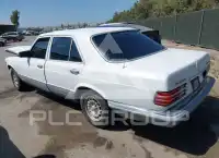 1982 Mercedes Benz E 300 photo