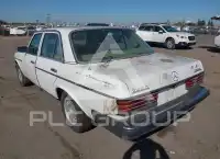 1982 Mercedes Benz 240 photo