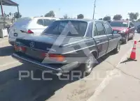 1983 Mercedes Benz 240 фото