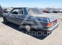 1984 Mercedes Benz E 300 photo